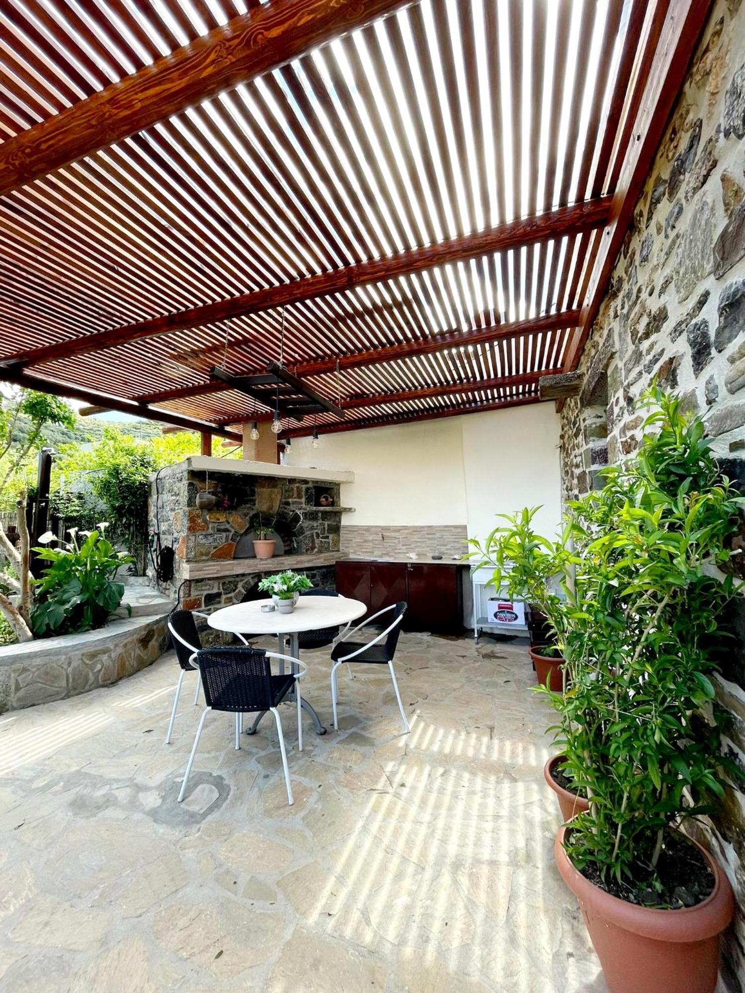 Platipodi Stone House Villa Nikithianos Exteriör bild